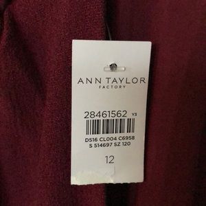 Burgundy sleeveless wide leg jumper